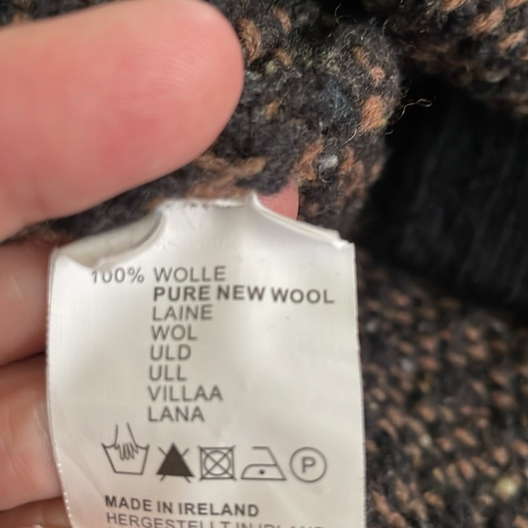 Fisherman out of Ireland 100% wool cardigan small - Picture 8 of 8